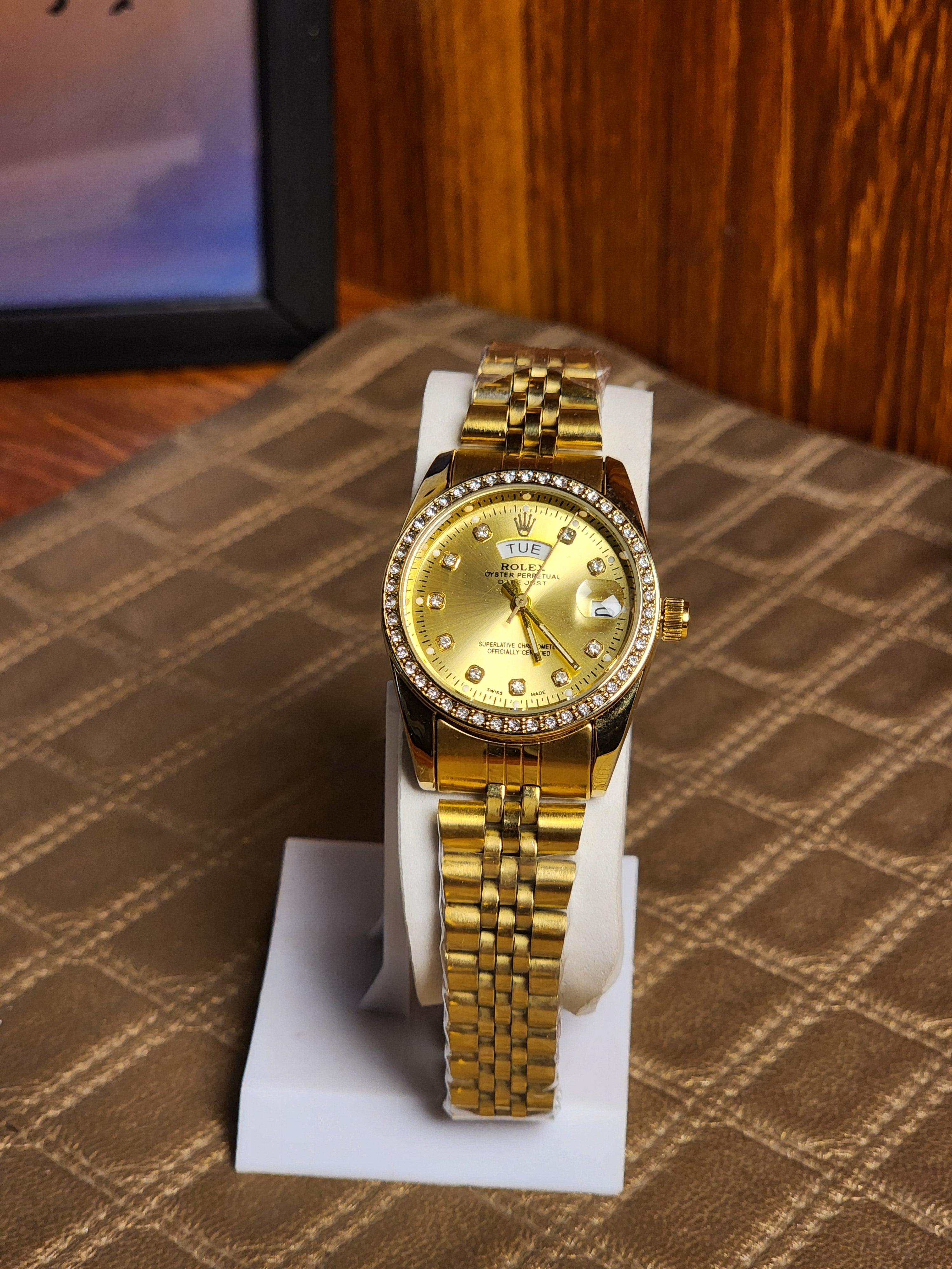 ROLEX DIAMOND DIAL WATCH FOR WOMEN