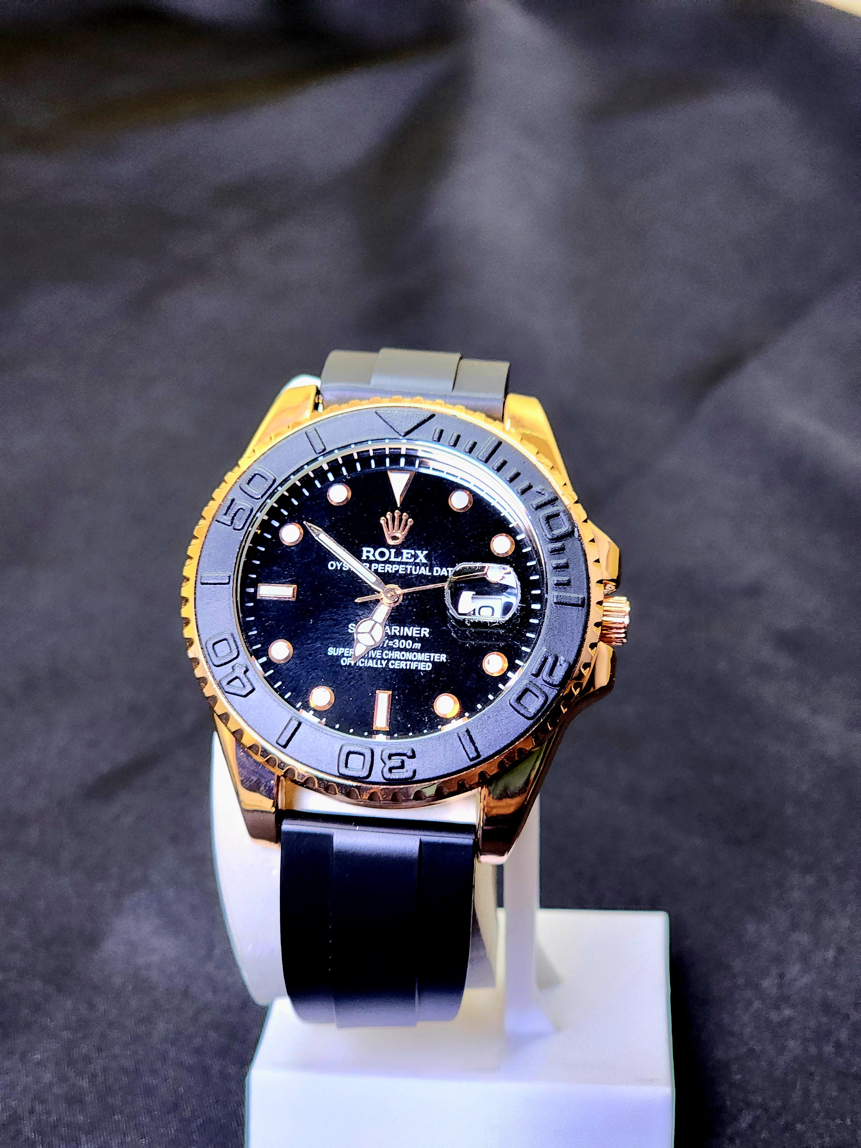 ROLEX DAYTONA SILICONE STRAP WATCH ⌚️