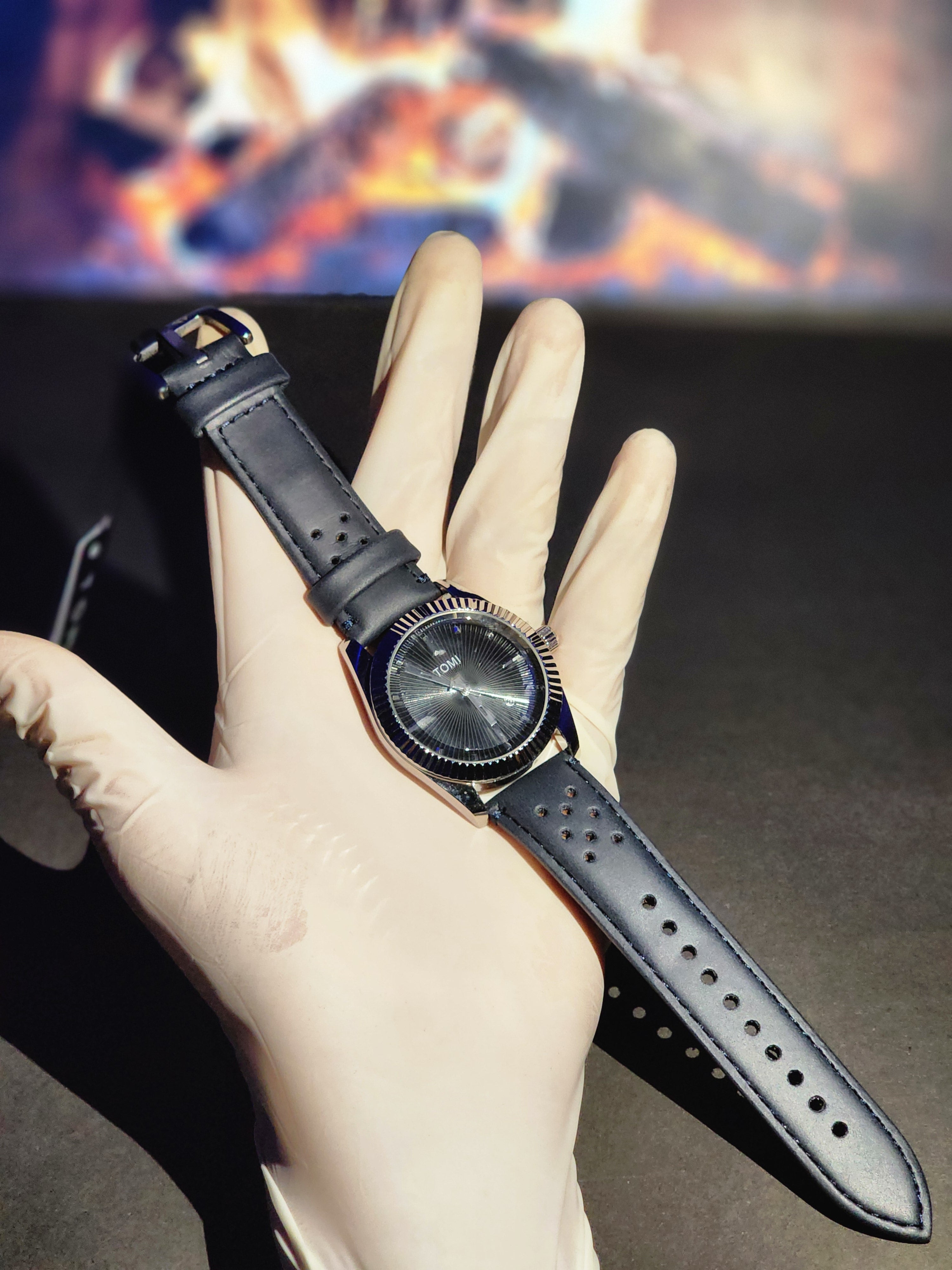 TOMI LEATHER STRAP WATCH FOR MEN ⌚️